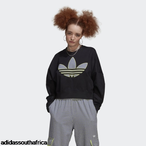 Loose Sweatshirt with Trefoil Application Black Adidas South Africa